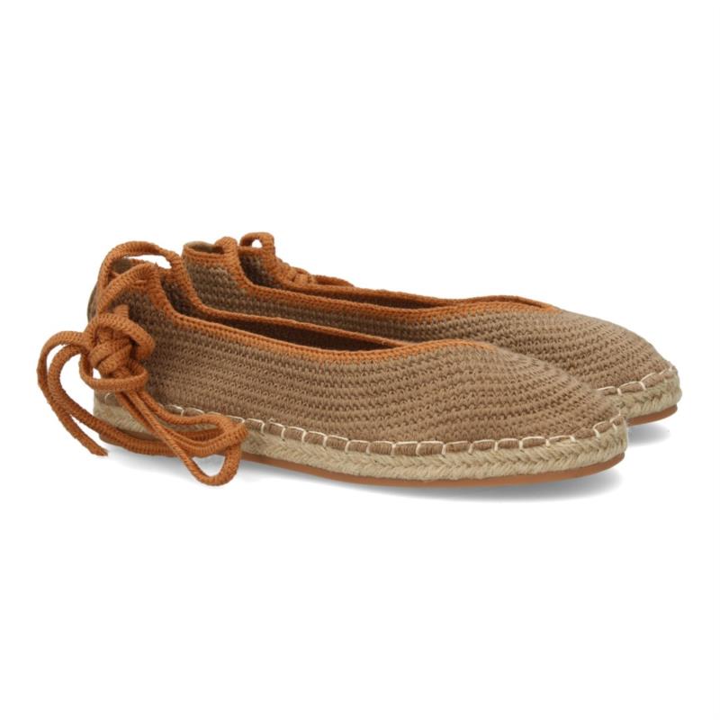alpargata plana con cuerdas opcionales tipo ganchillo